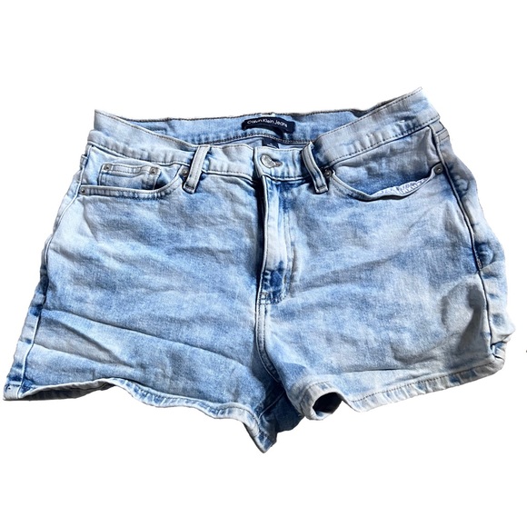 Calvin Klein Pants - (3 for 25$) CAVIN KLEIN LIGHT COLORED HIGH-WAISTED JEAN SHORTS